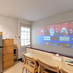 2Br 1Ba Home In Yaowarat 5 Min Mrt Nivas Wanit Eco
