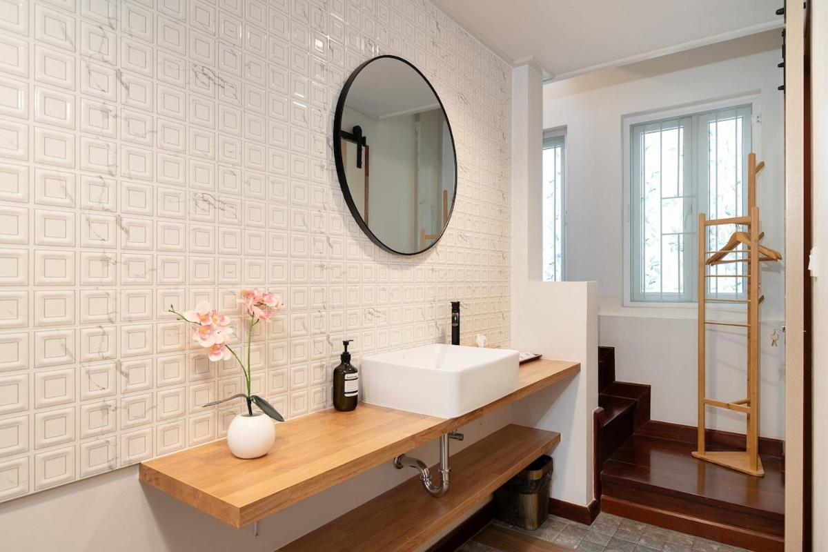 Apartment 2br 1ba In Yaowarat 5 Min Mrt Nivas Wanit Eco